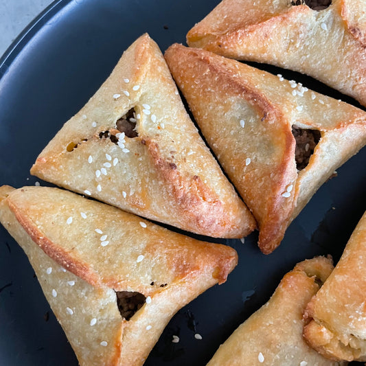 This Lebanese inspired meat pie recipe is gluten-free and can be packed with your favorite low-carb fillings!