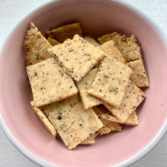 Everything Seasoning Low Carb Crackers