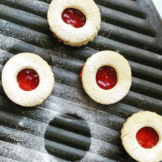 Linzer Cookies