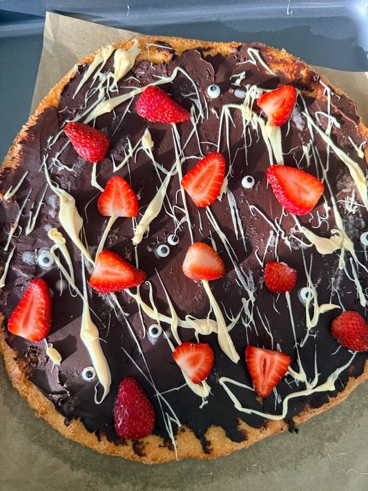 Chocolate Dessert Pizza