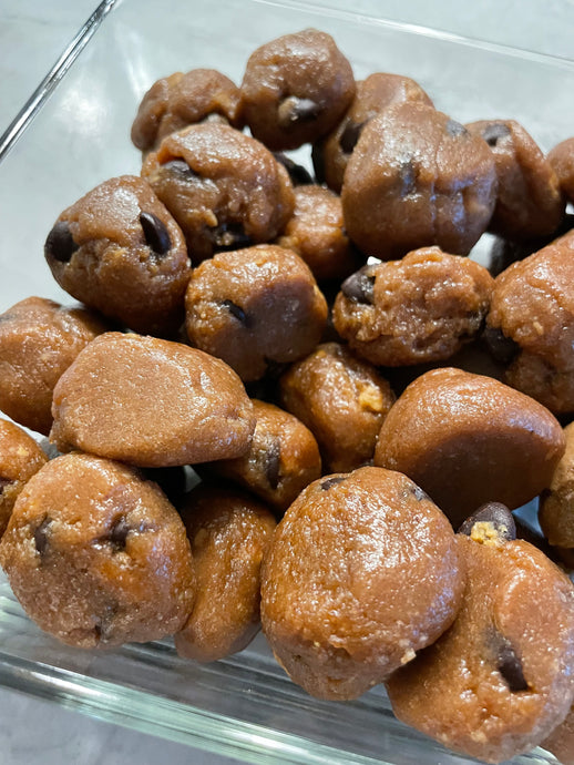 No Bake Sugar Free Chocolate Chip Cookie Dough Bites