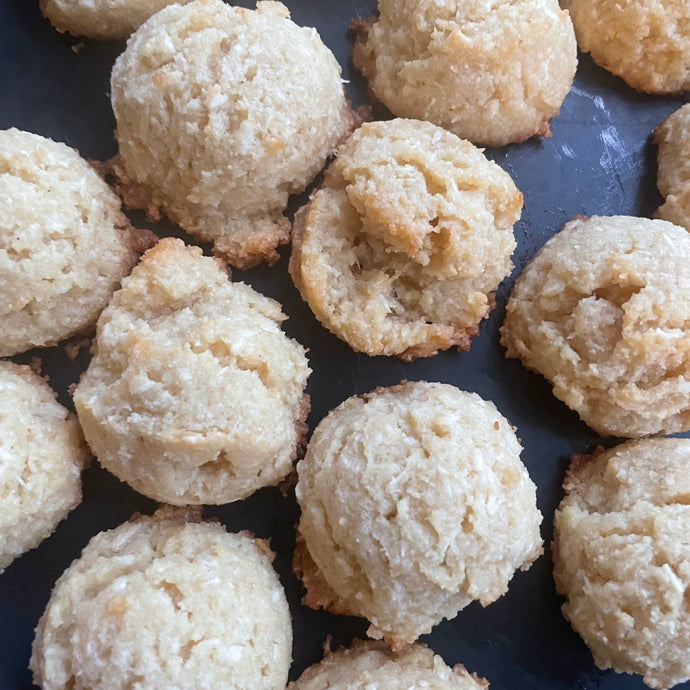 Chewy Coconut Cookies